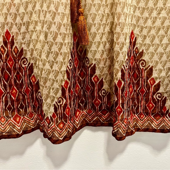 Elegant Beige and Red Women's blouse.From the renowned Lucky brand, long sleeves - Picture 13 of 15